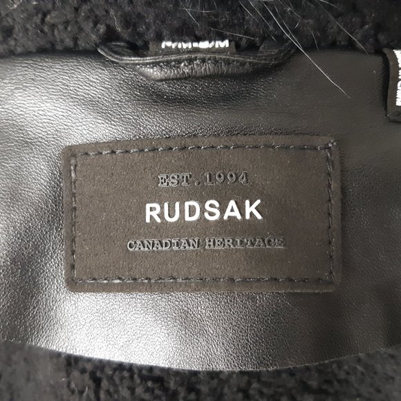 Genuine Shearling Black Vest with Real Fur Collar - Picture 5 of 9